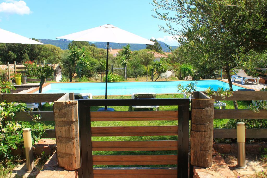 Chambres D'Hotes Caseddu Di Poggiale Figari  Εξωτερικό φωτογραφία