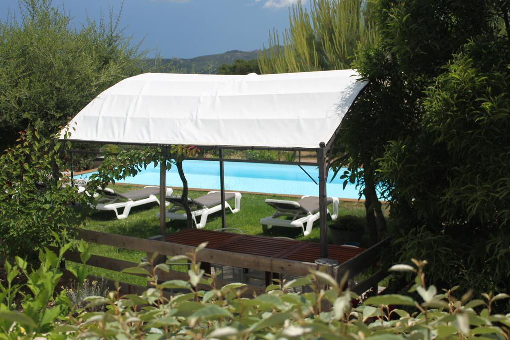 Chambres D'Hotes Caseddu Di Poggiale Figari  Εξωτερικό φωτογραφία