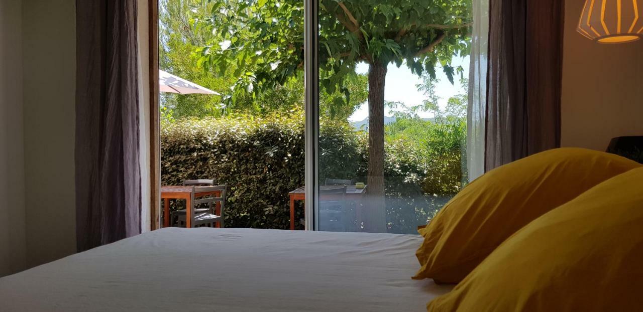 Chambres D'Hotes Caseddu Di Poggiale Figari  Εξωτερικό φωτογραφία